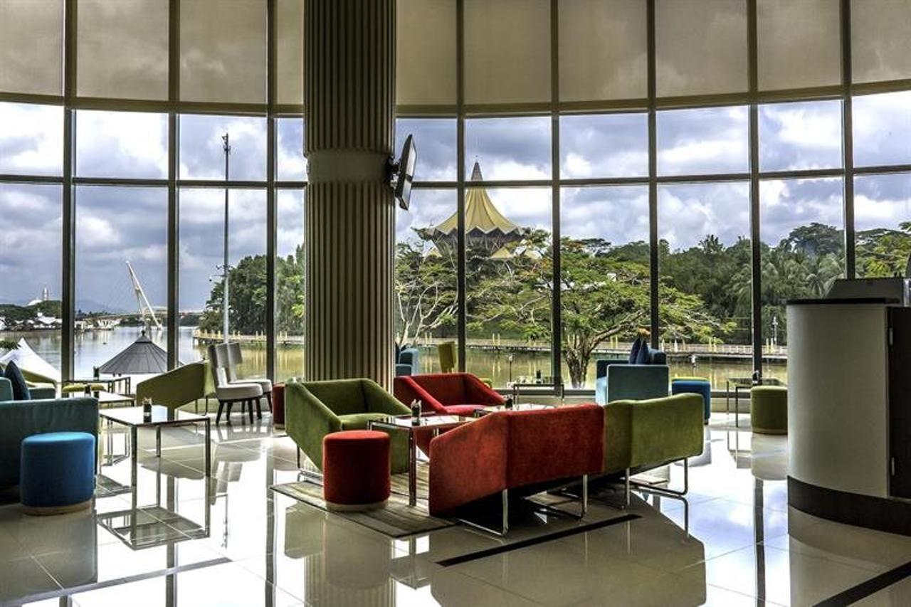 Astana Wing - Riverside Majestic Hotel Kuching Exterior photo